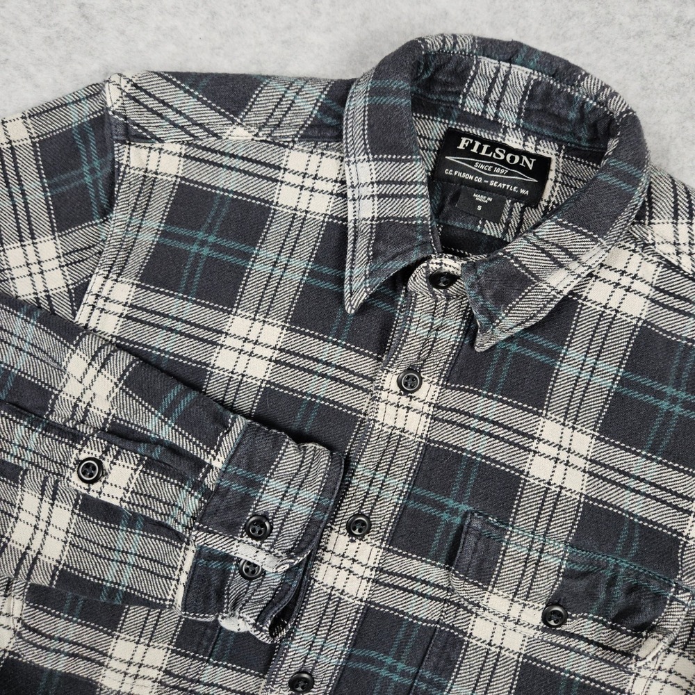 Filson (Men's Small) Green Plaid Flannel Button Up Shirt Outdoor Workwear Rugged